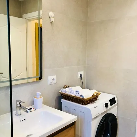 Marin's Apartamento Sarandë